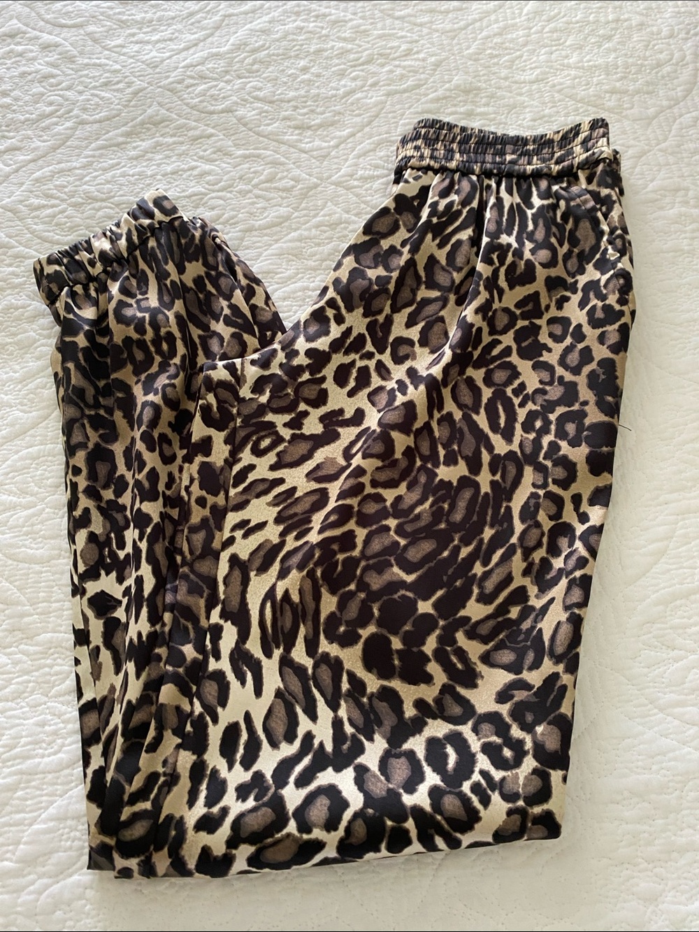 Boston Proper Satin Jogger Pants in Tan & Black Leopard Print Size XXS TRENDING